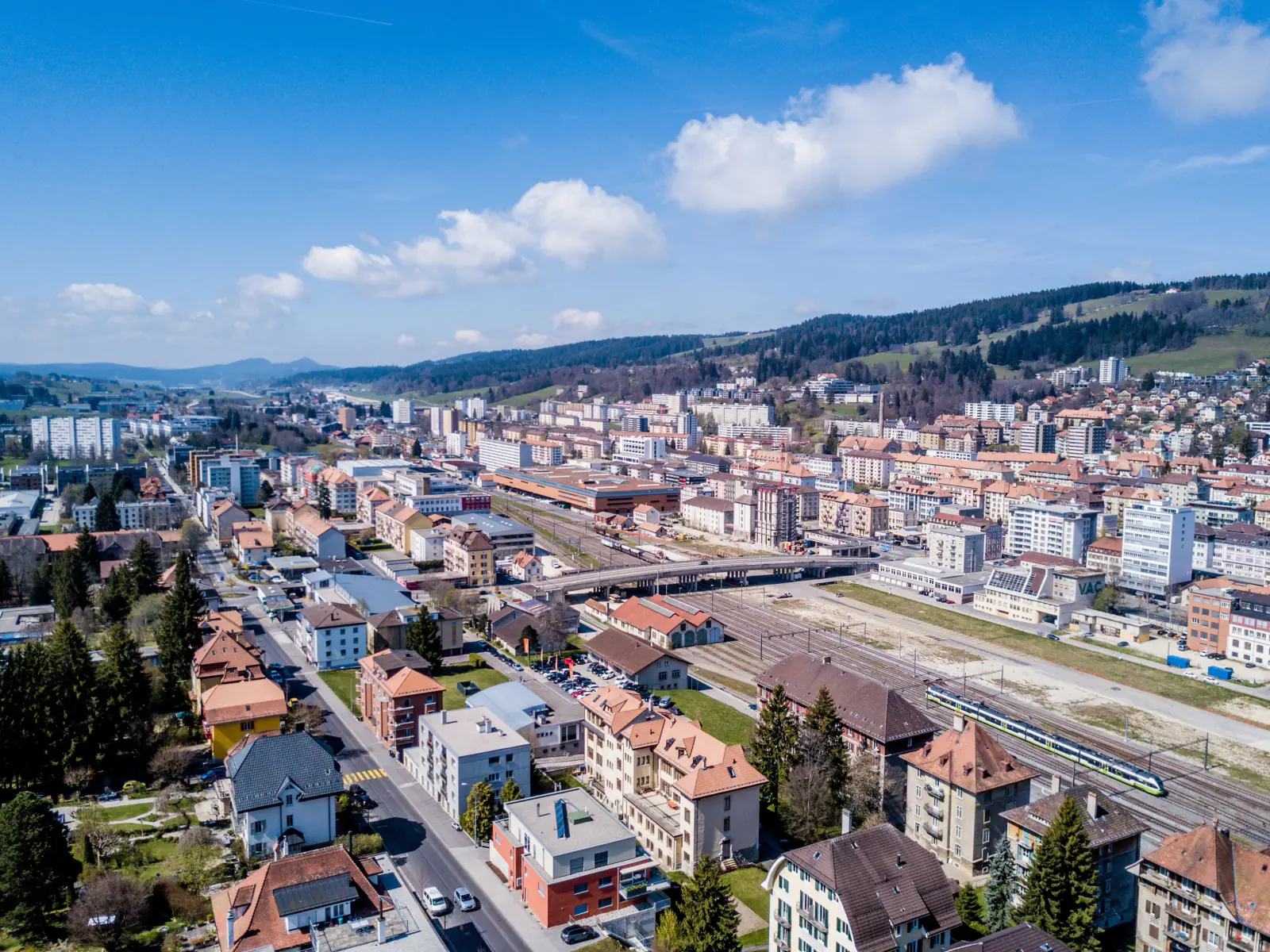 Vue de La Chaux-de-Fonds, berceau d’Aubry Telecom